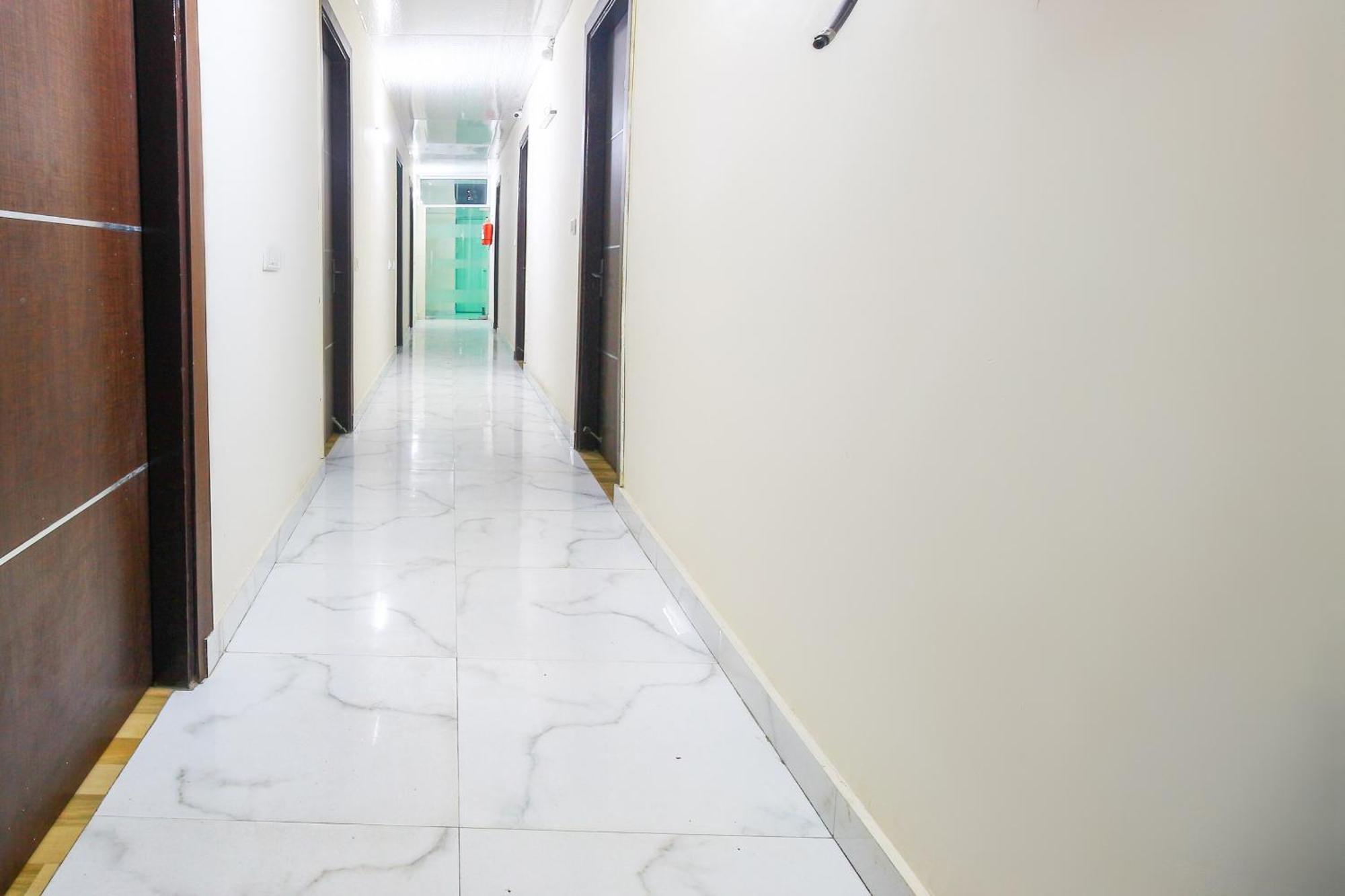 Hotel O Ansh Residency Delhi  Esterno foto